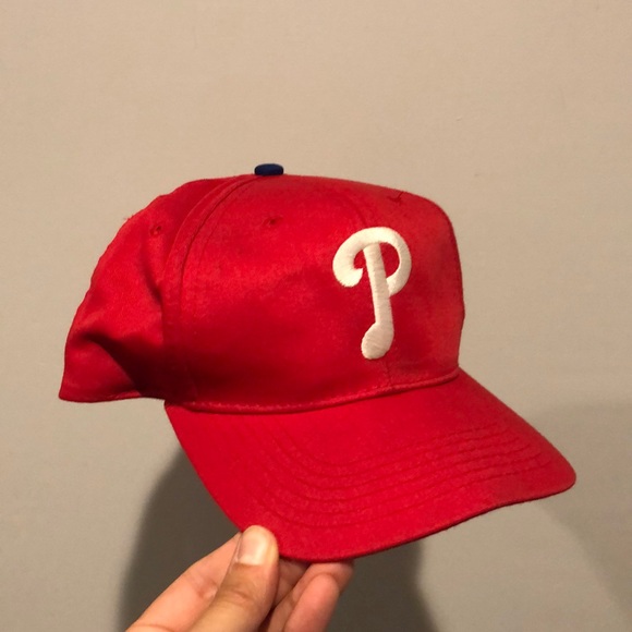 MLB Other - Philadelphia Phillies MLB Genuine Merchandise Youth Baseball Hat